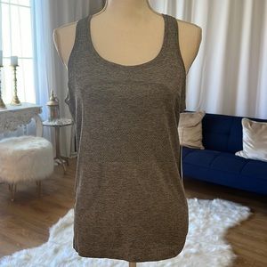 LuLu Lemon “Swiftly Tech” tank top in gray BNWT size 8